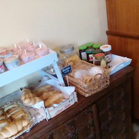 Quattro Querce Bed & Breakfast Zolla